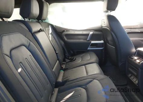 2022 Land Rover Defender 110 X-Dynamic Se z USA, uszkodzony, nr VIN SALE27RU0N2101123